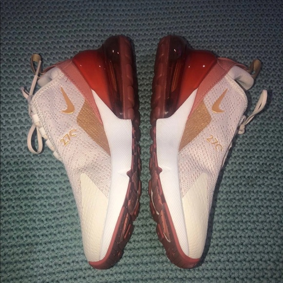 Nike Air Max 270 Light Cream Metallic Gold - Picture 4 of 7